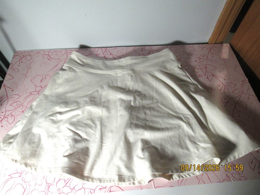 White Skort - Size XL